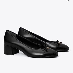 Tory Burch Cap Toe Pump Perfect Black size 8.5